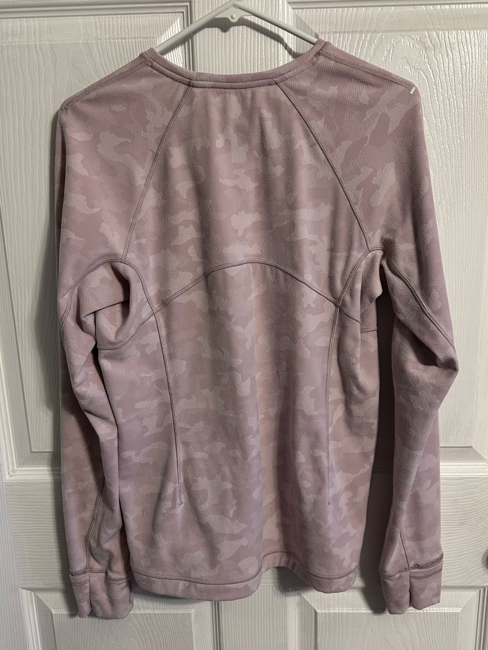 Long-Sleeve Pink Camo Performance Top Lululemon Pocket Thumbhole - Picture 3 of 7